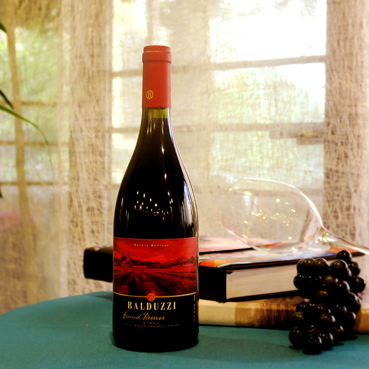 碧桃丝经典窖藏施赫红葡萄酒